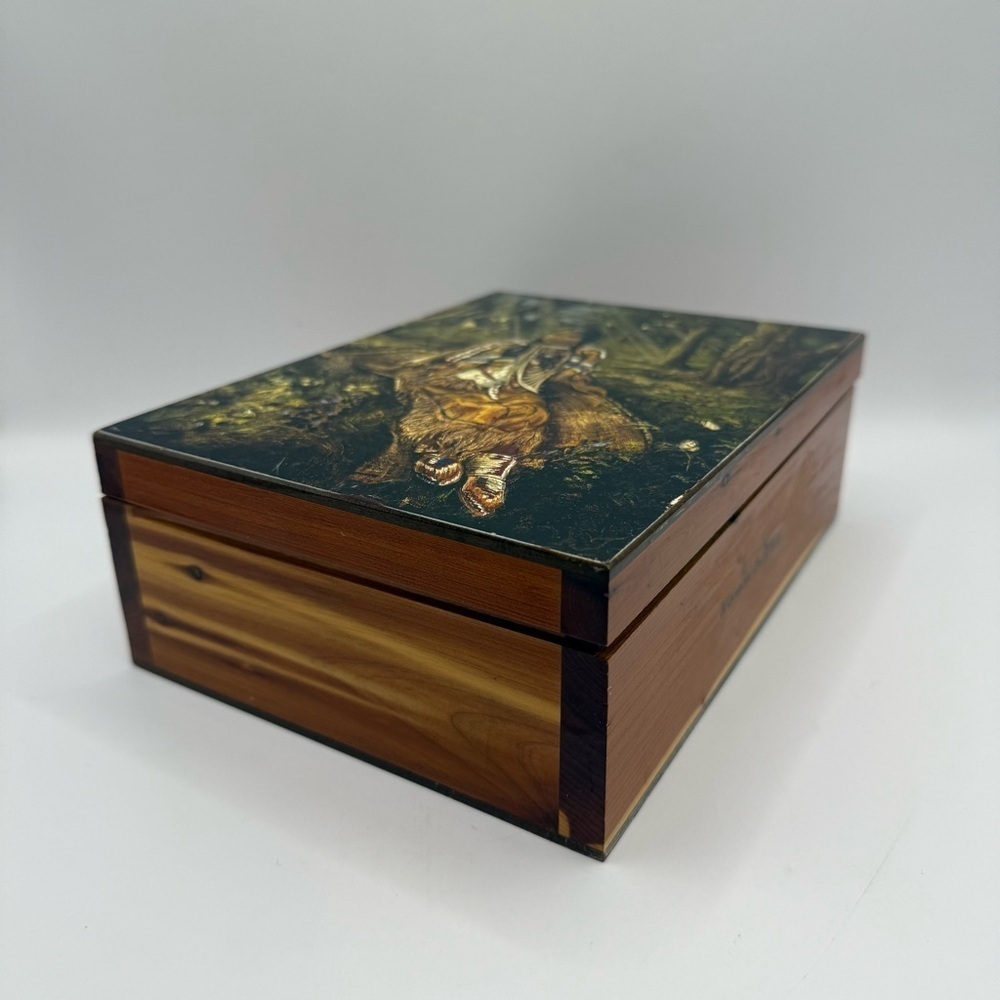 Wooden Trinket Box Indian Art Design Velvet Lined 8x6x3in” Wisconsin Dells - Picture 4 of 6